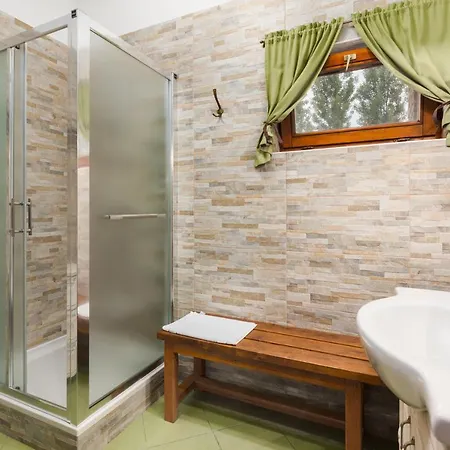 Nocleg ze śniadaniem Matild Country 4*