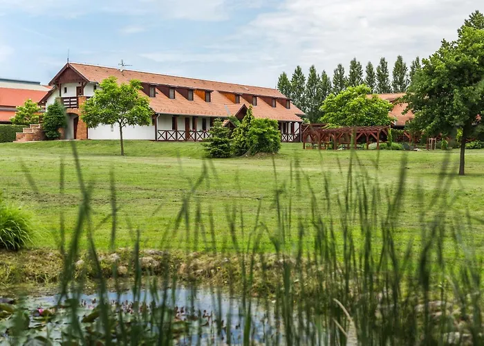 Matild Country Nemesvita