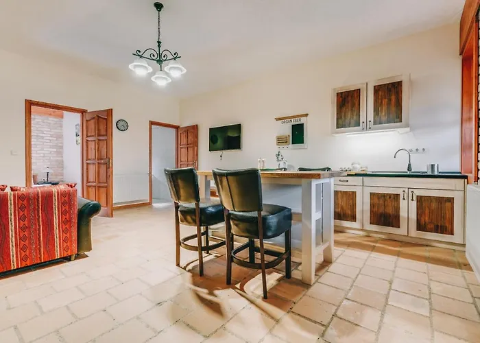 Matild Country Bed and Breakfast 4*